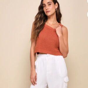 Lulu’s Get the Look Rust Orange Loose Knit cropped Sweater Tank Top- sz xs